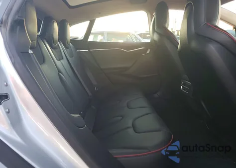 2014 Tesla Model S из США, поврежденный, VIN 5YJSA1H12EFP61291